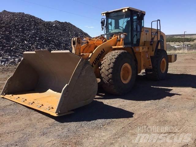 Hyundai HL975 Incarcator pe pneuri