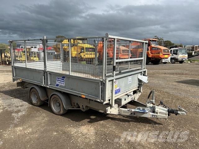 Ifor Williams  Remorci transport vehicule