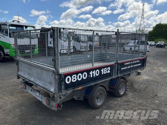 Ifor Williams  Remorci transport vehicule