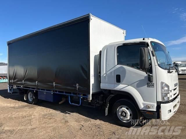 Isuzu FRR 600 Camion cu prelata