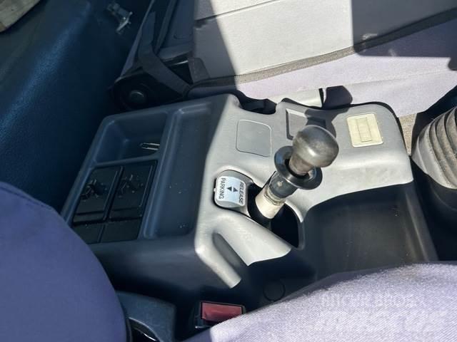 Isuzu FRR 600 Camion cu prelata
