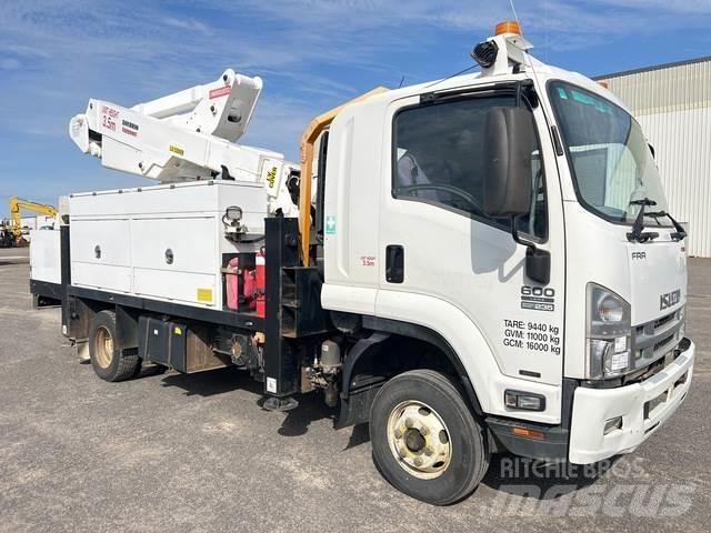 Isuzu FRR600 Platforme aeriene montate pe camion