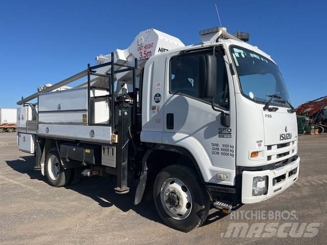 Isuzu FSS550 Platforme aeriene montate pe camion