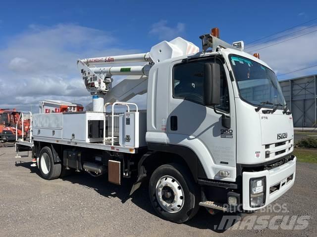 Isuzu FTR900 Platforme aeriene montate pe camion