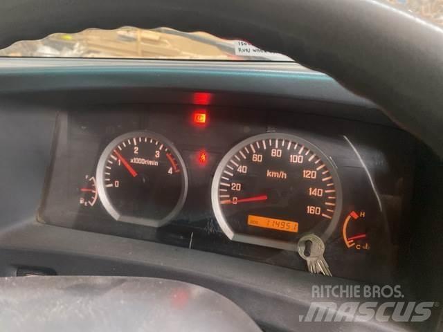 Isuzu NPS 300 Camioane cu macara