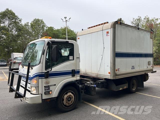 Isuzu NQR Autocamioane