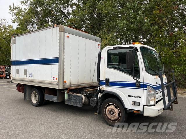 Isuzu NQR Autocamioane