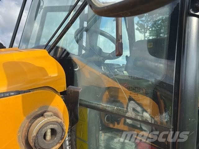 JCB 3CX Buldoexcavatoare