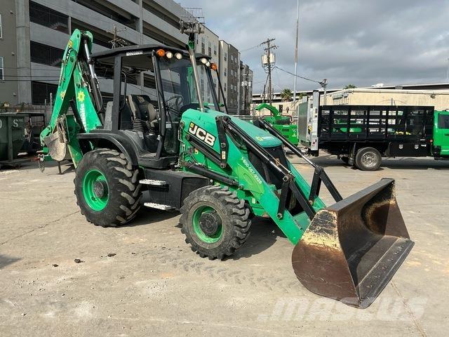 JCB 3CX Buldoexcavatoare