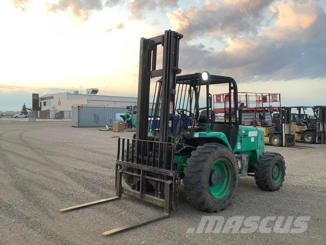 JCB 930 Masini de teren dificil