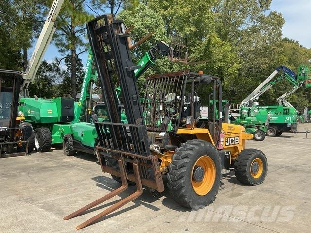 JCB 930 Masini de teren dificil