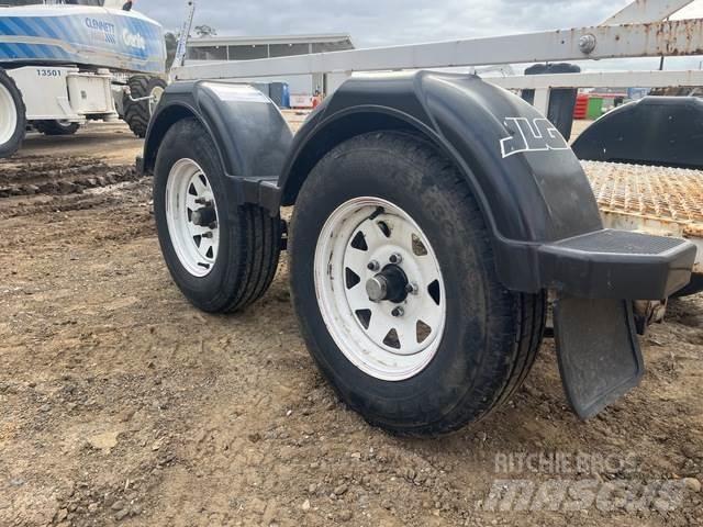 JLG  Remorci transport vehicule