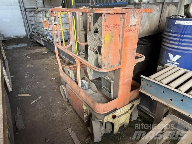 JLG  Ascensoare verticale catarg
