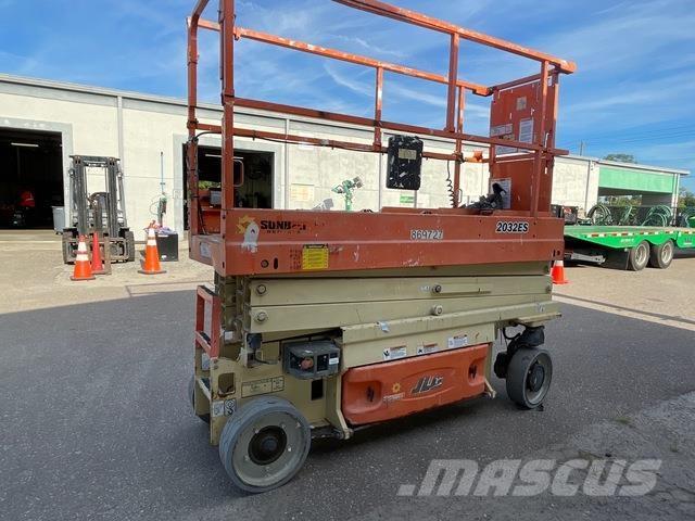 JLG 2032ES Platforme foarfeca