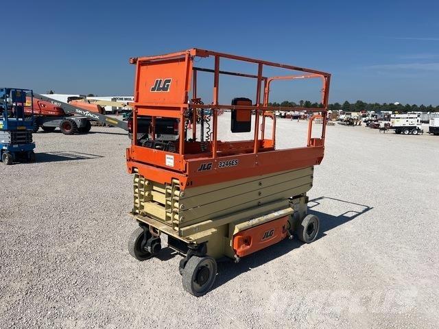 JLG 3246ES Platforme foarfeca