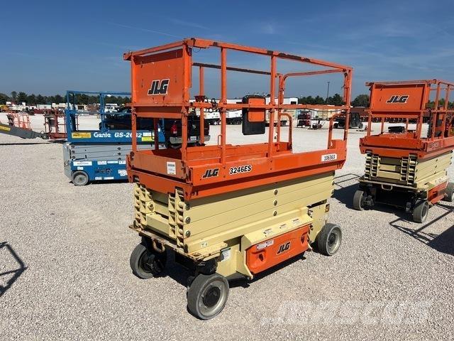 JLG 3246ES Platforme foarfeca