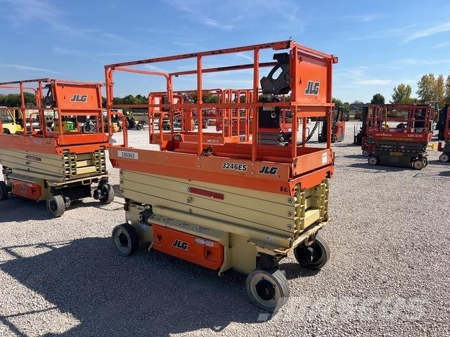 JLG 3246ES Platforme foarfeca