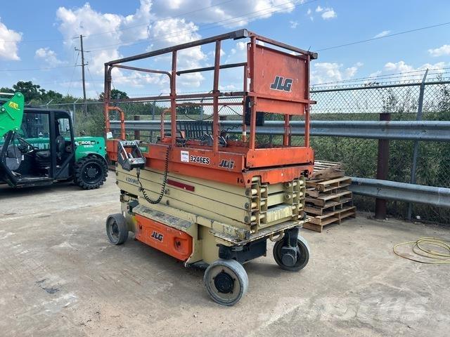 JLG 3246ES Platforme foarfeca
