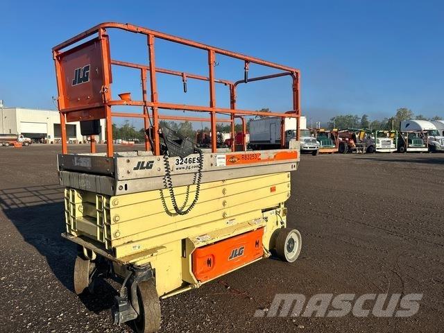 JLG 3246ES Platforme foarfeca