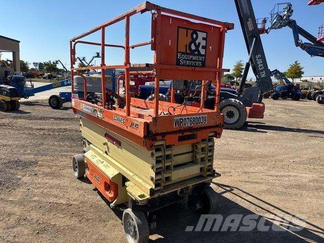 JLG 3246ES Platforme foarfeca