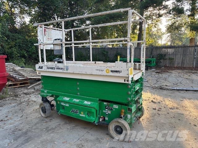 JLG 3246ES Platforme foarfeca