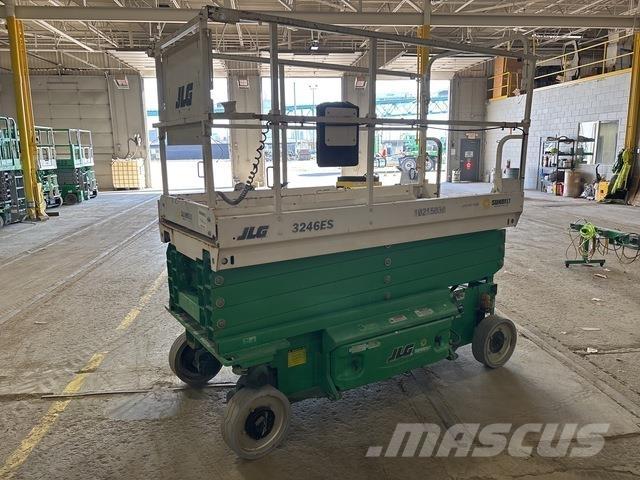 JLG 3246ES Platforme foarfeca
