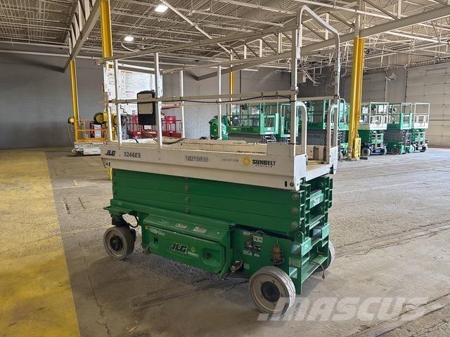 JLG 3246ES Platforme foarfeca