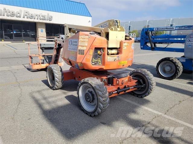 JLG 340AJ Nacele cu brat articulat