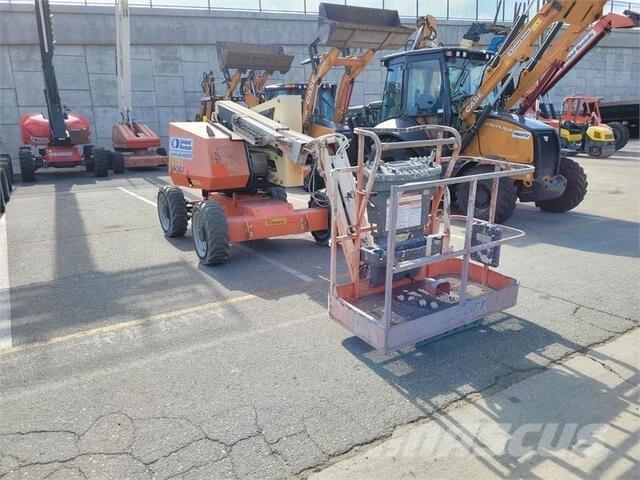 JLG 340AJ Nacele cu brat articulat