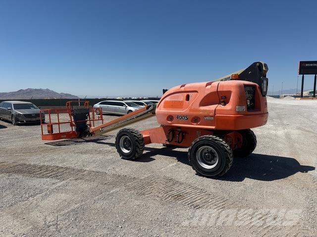 JLG 400S Nacele cu brat telescopic