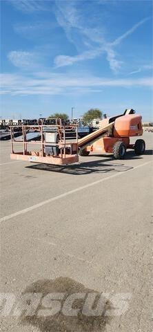 JLG 400S Nacele cu brat telescopic