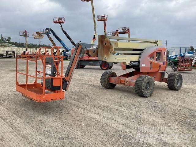 JLG 450AJ Nacele cu brat articulat