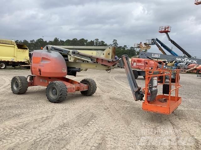 JLG 450AJ Nacele cu brat articulat