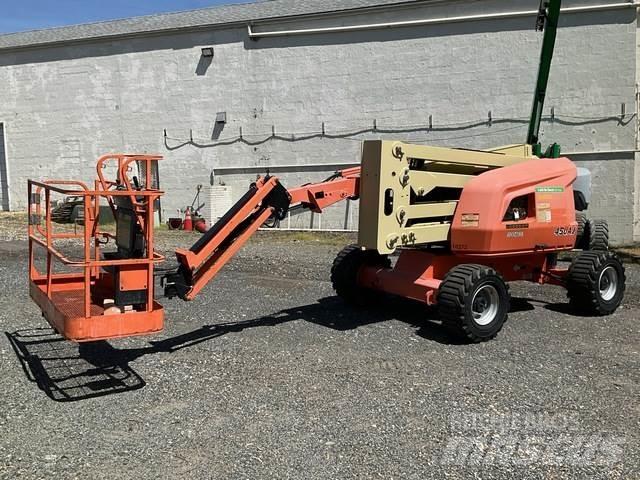 JLG 450AJ Nacele cu brat articulat