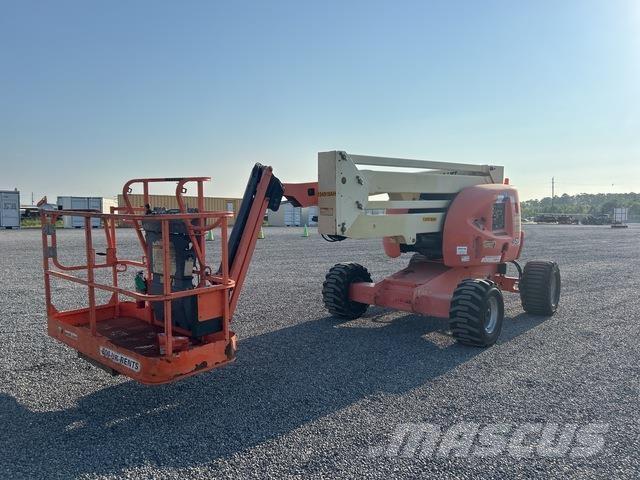 JLG 450AJ Nacele cu brat articulat