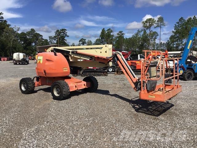 JLG 450AJ Nacele cu brat articulat