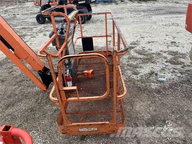 JLG 460SJ Nacele cu brat telescopic