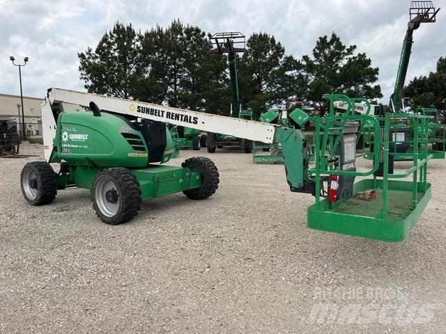 JLG 600A Nacele cu brat articulat