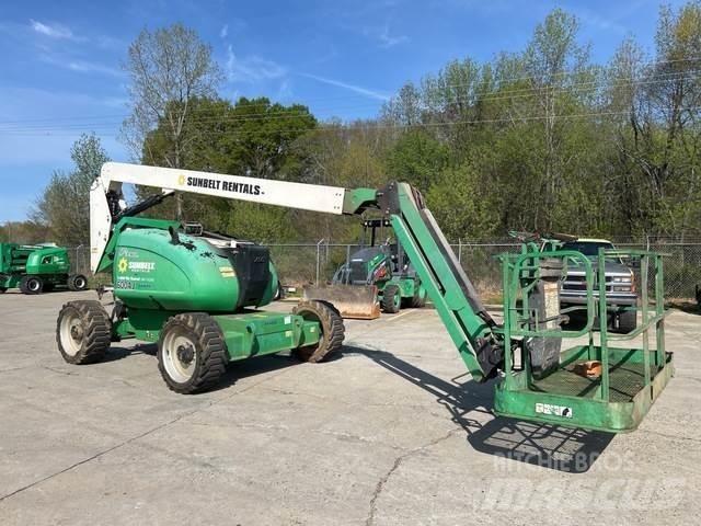 JLG 600AJ Nacele cu brat articulat