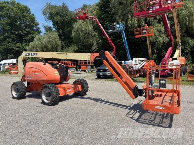 JLG 600AJ Nacele cu brat articulat