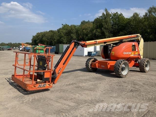 JLG 600AJ Nacele cu brat articulat