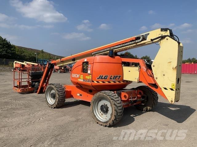 JLG 600AJ Nacele cu brat articulat
