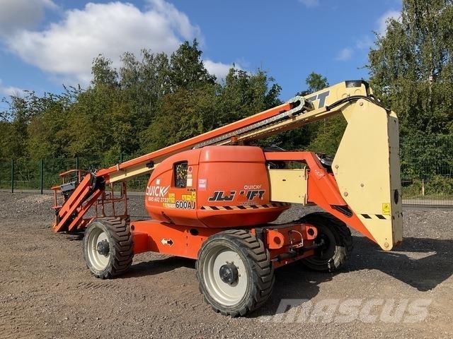 JLG 600AJ Nacele cu brat articulat