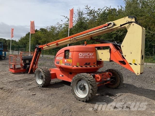 JLG 600AJ Nacele cu brat articulat