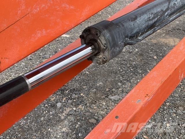 JLG 600AJ Nacele cu brat articulat
