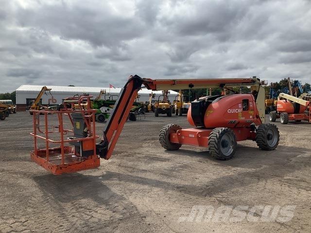 JLG 600AJ Nacele cu brat articulat