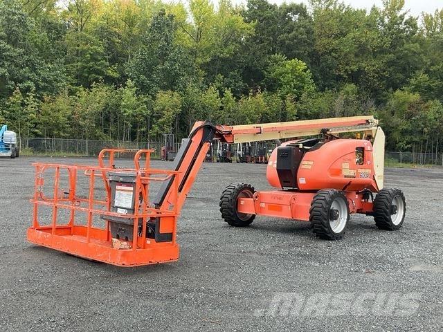 JLG 600AJ Nacele cu brat articulat