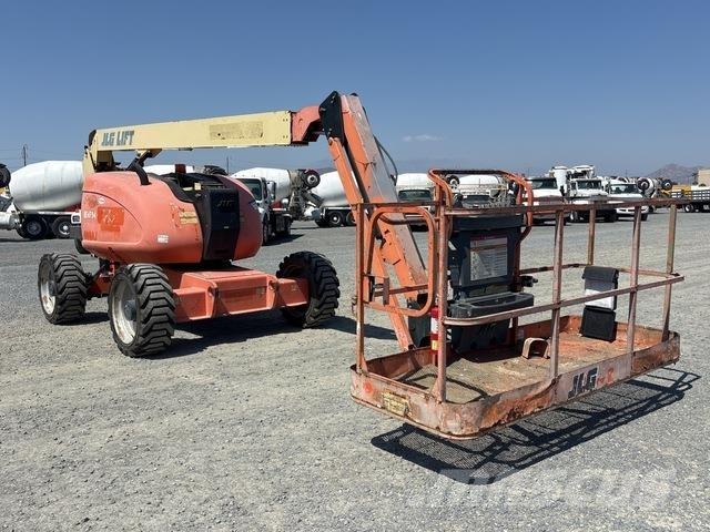 JLG 600AJ Nacele cu brat articulat