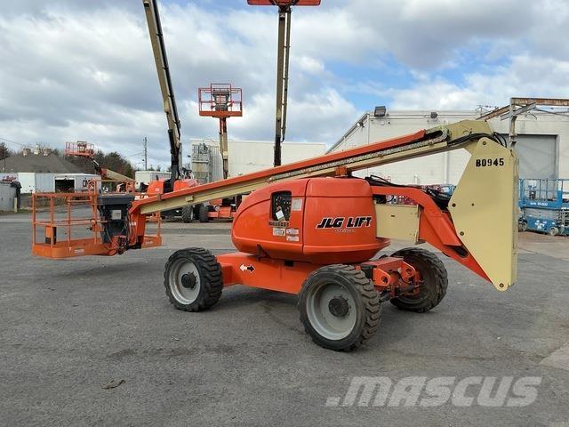 JLG 600AJ Nacele cu brat articulat
