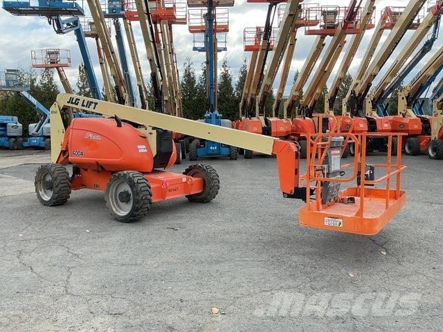 JLG 600AJ Nacele cu brat articulat